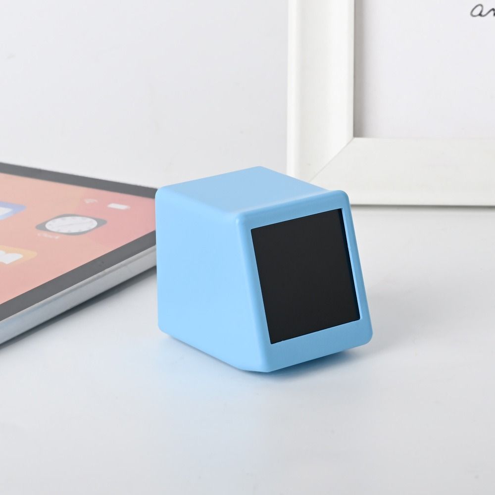 Premium Mini Smart WiFi Wettervorhersage-Station: Uhr für Gaming-Desktop-Deko | DIY süße GIF-Animationen & Elektronisches Album